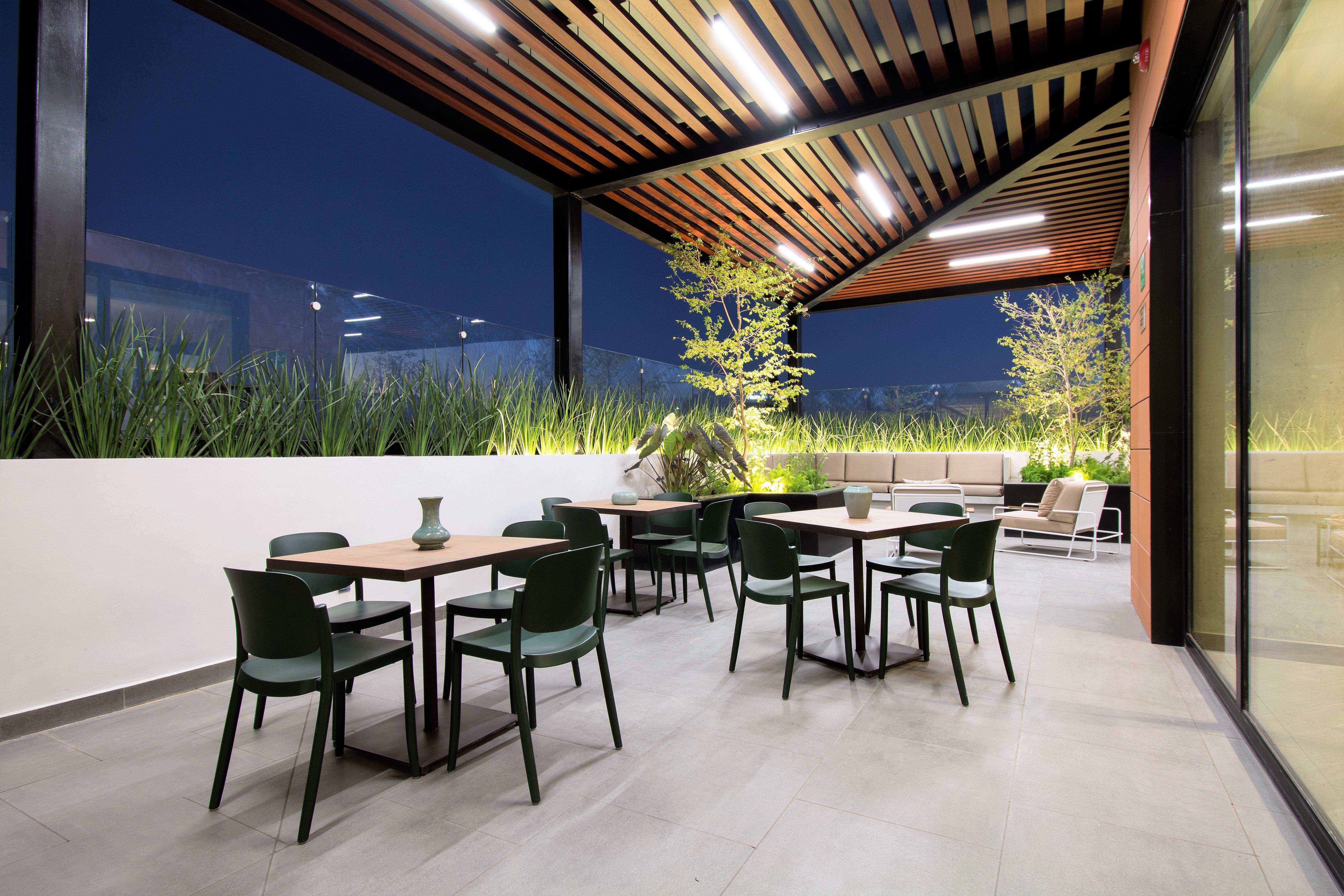 Staybridge Suites - Guadalajara Novena By Ihg Exterior foto