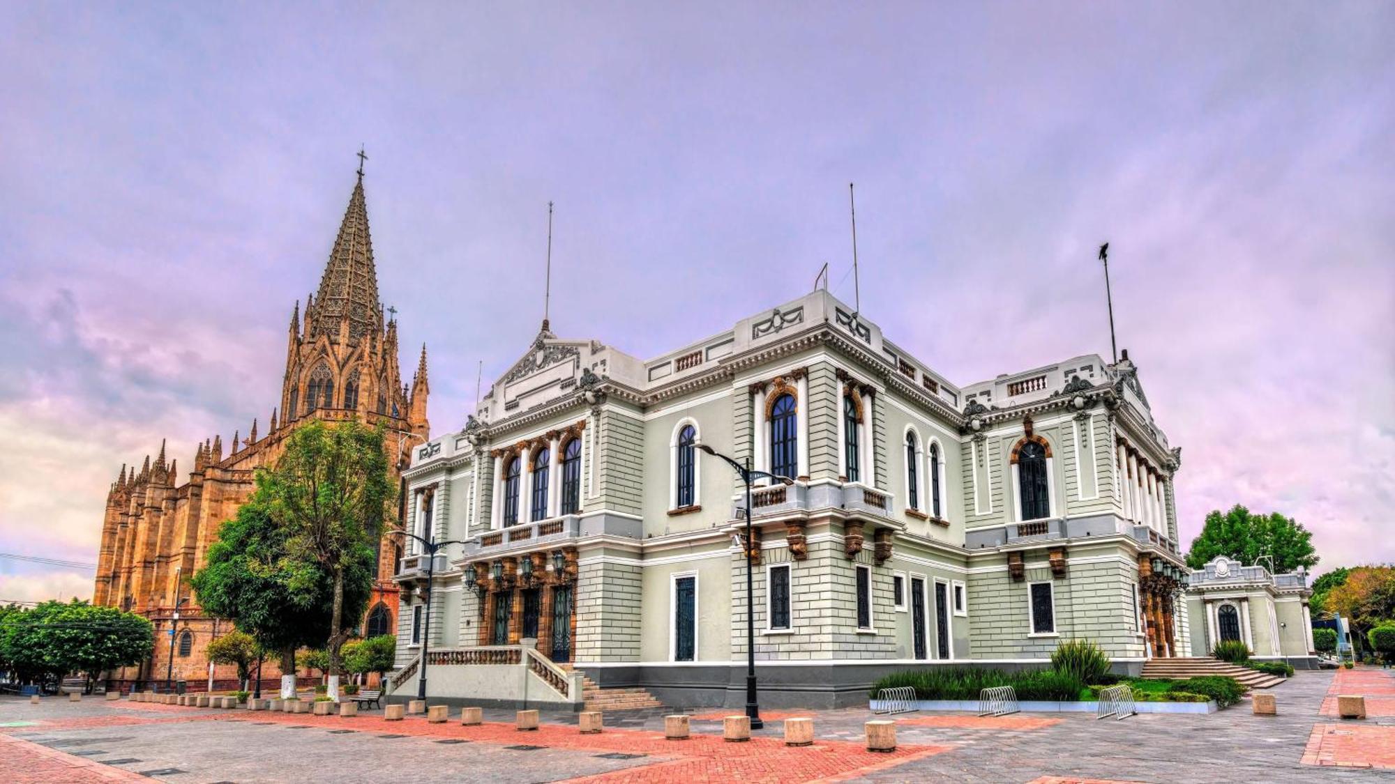 Staybridge Suites - Guadalajara Novena By Ihg Exterior foto