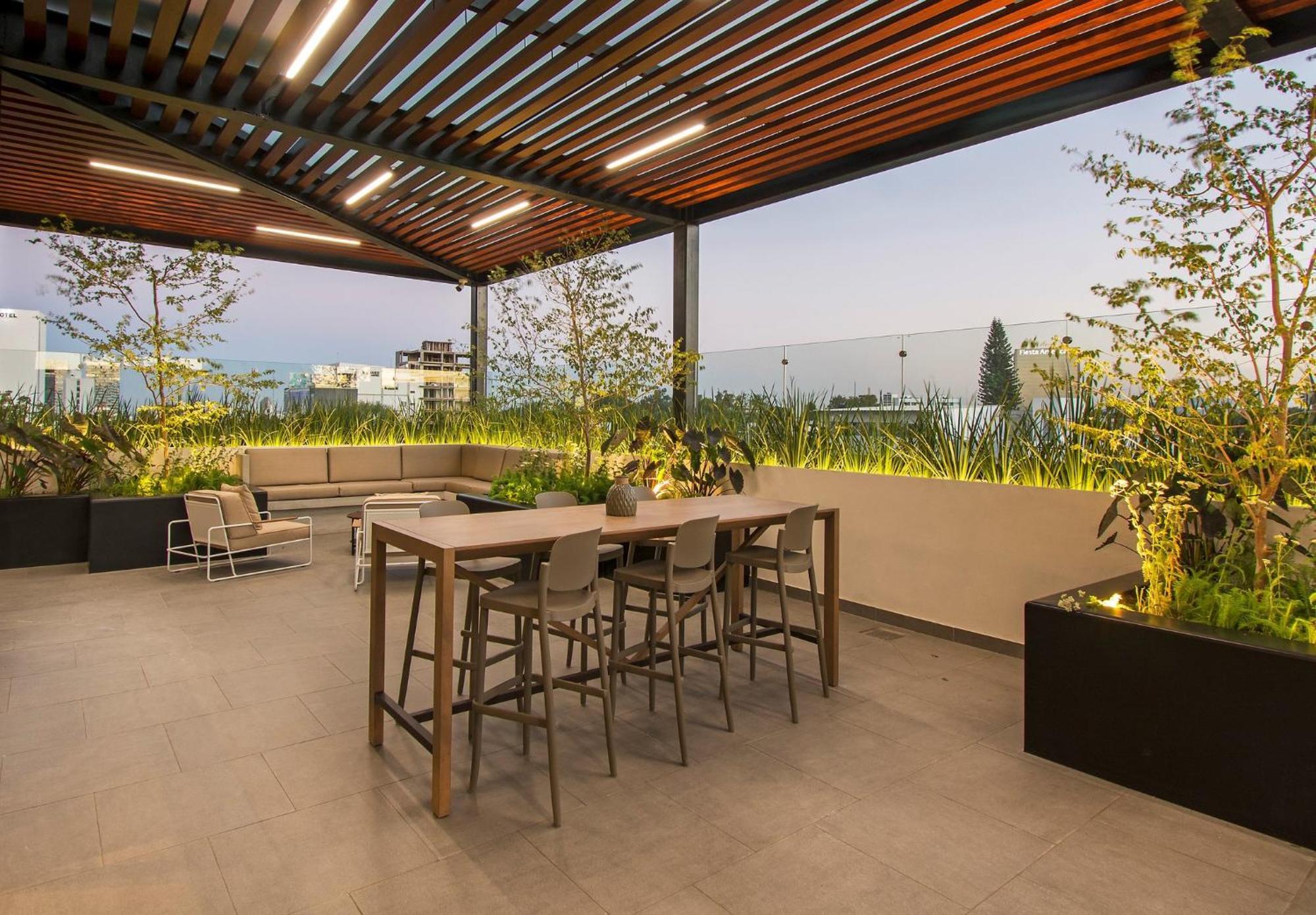 Staybridge Suites - Guadalajara Novena By Ihg Exterior foto